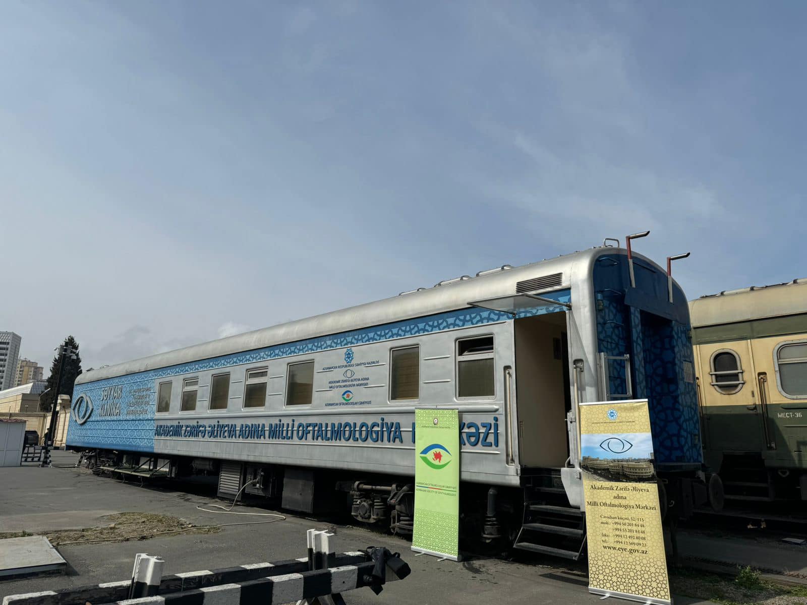 18 mart 2024-cü il tarixində Akademik Zərifə Əliyeva adına Milli Oftalmologiya Mərkəzinin Dəmir yol Səyyar klinikası ilə Dəmir yol vağzalında tibbi aksiya keçirildi!