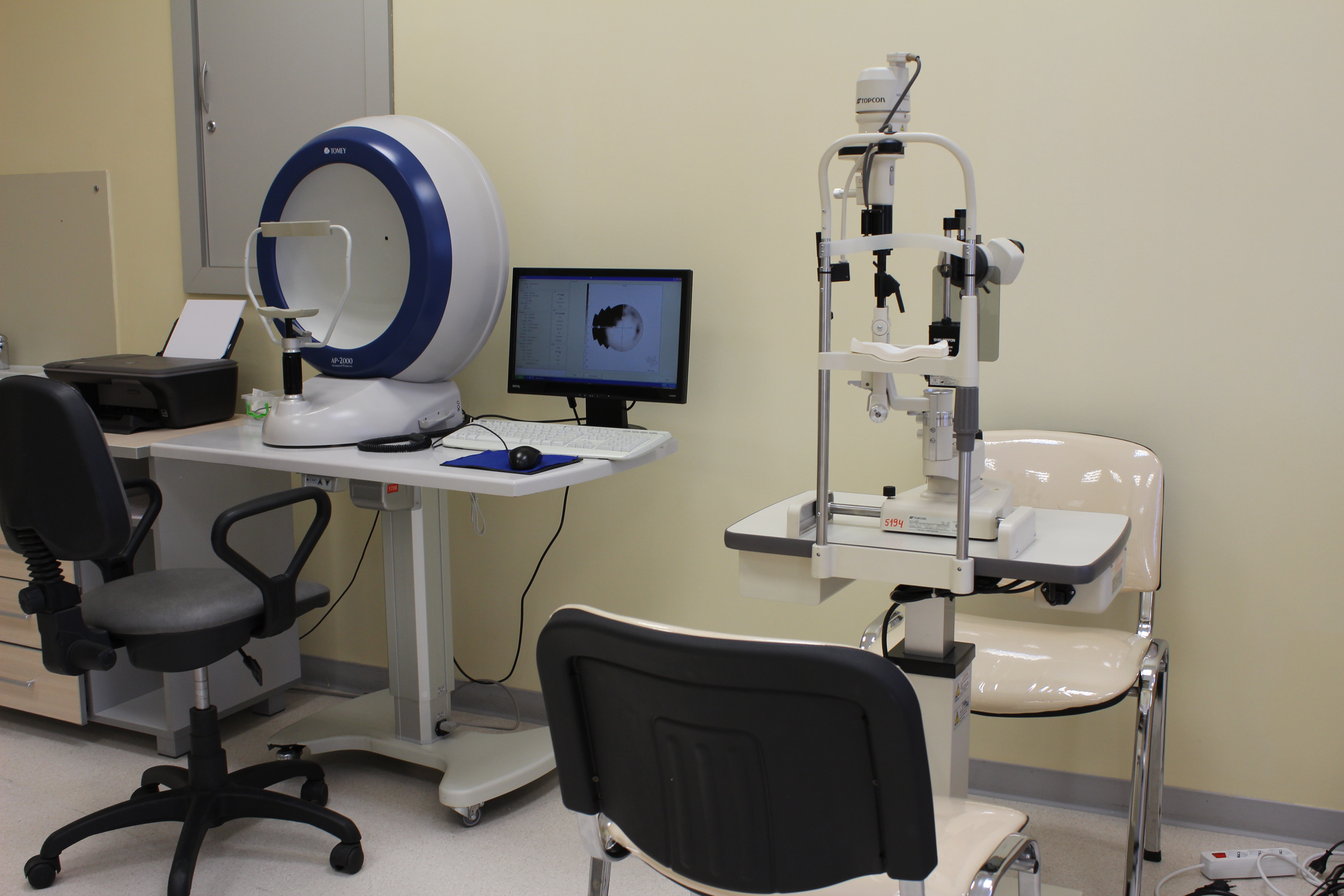 Tomey AP-2000 Perimetr